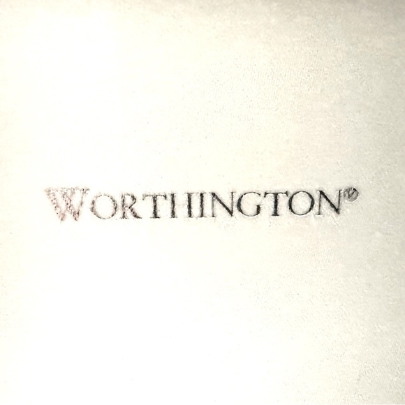 Worthington Silver & Black Pendant Necklace - Picture 4 of 4